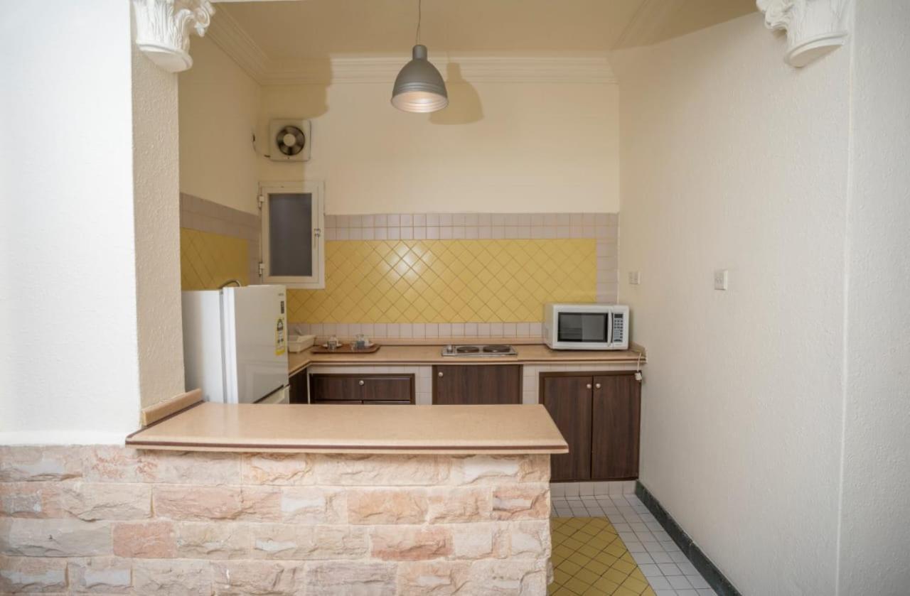 Delmon Hotel Suites ジェッダ エクステリア 写真