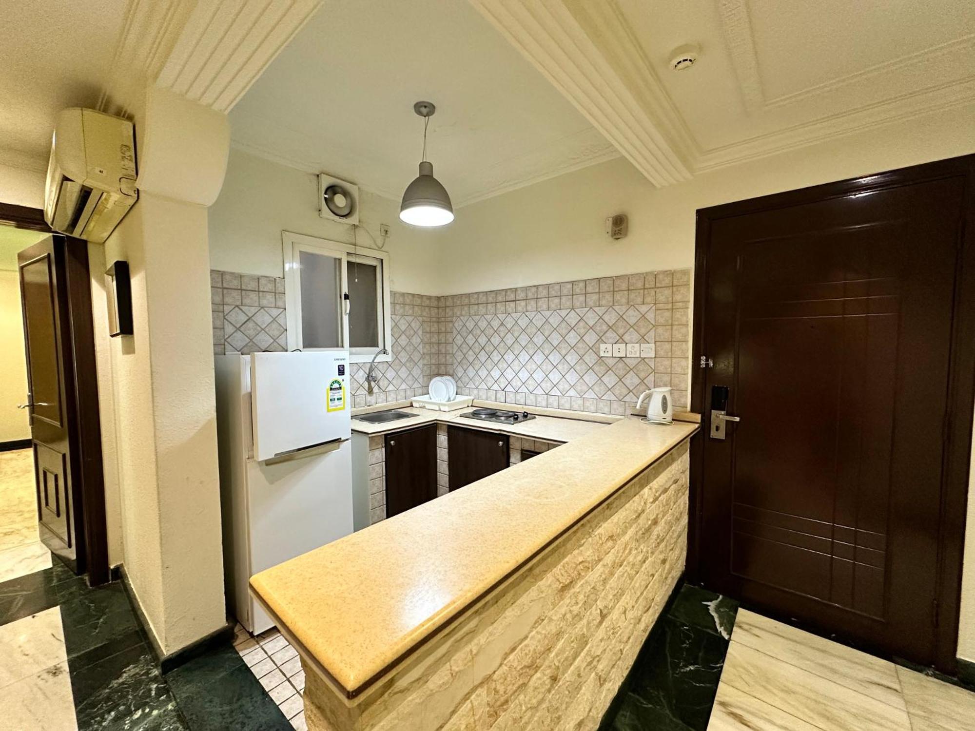 Delmon Hotel Suites ジェッダ エクステリア 写真