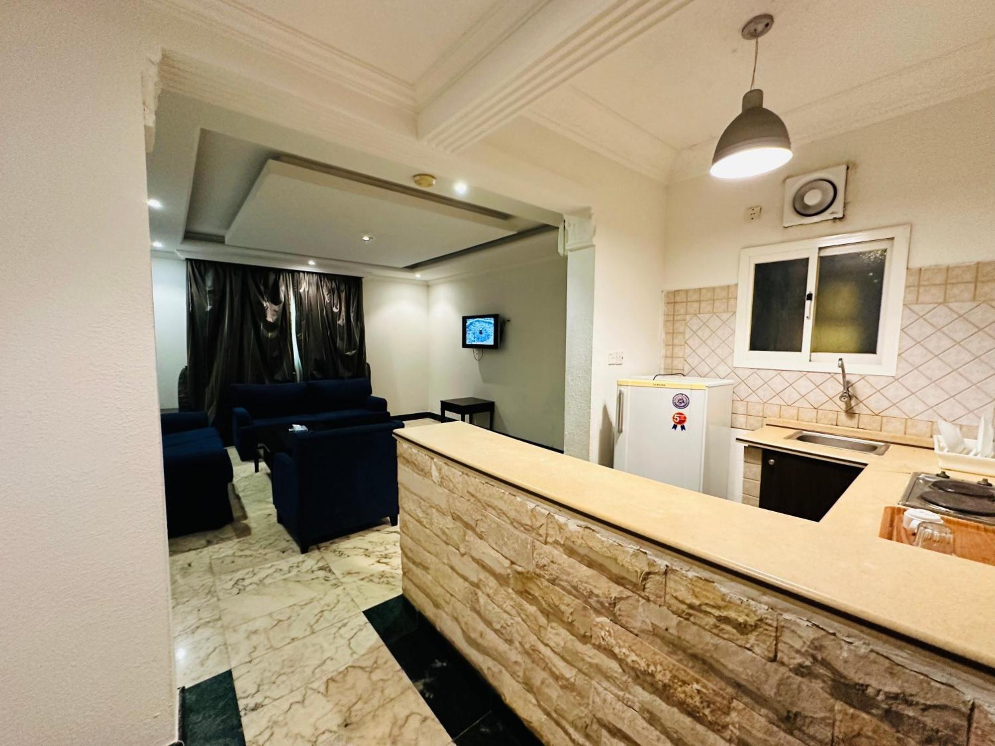 Delmon Hotel Suites ジェッダ エクステリア 写真